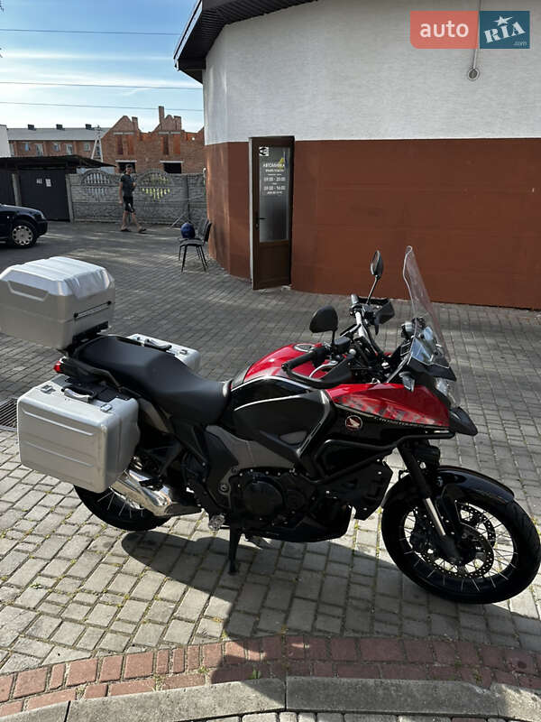 Мотоцикл Внедорожный (Enduro) Honda VFR 1200X 2012 в Ивано-Франковске фото 9 Мотоцикл Внедорожный (Enduro) Honda VFR 1200X 2012 в Ивано-Франковске
