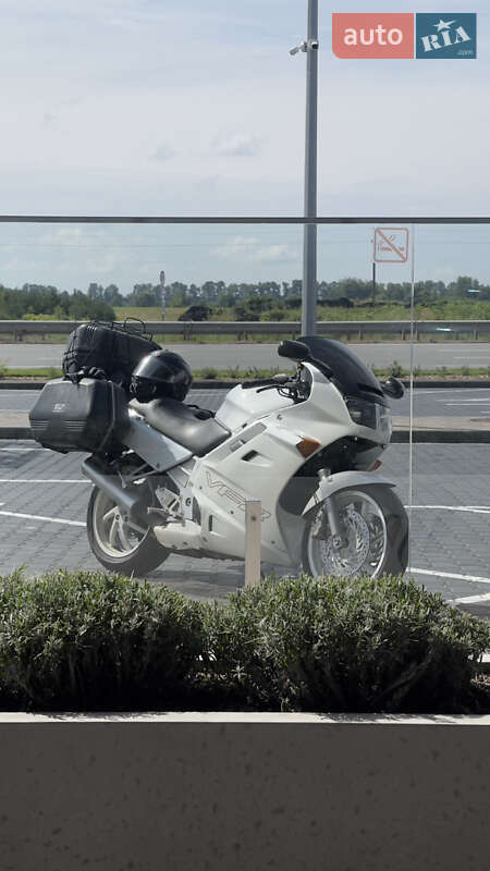 Спортбайк Honda VFR 750F 1992 в Чернигове фото 7 Спортбайк Honda VFR 750F 1992 в Чернигове