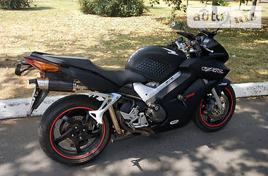 Мотоцикл Спорт-туризм Honda VFR 800 2003 в Ізмаїлі