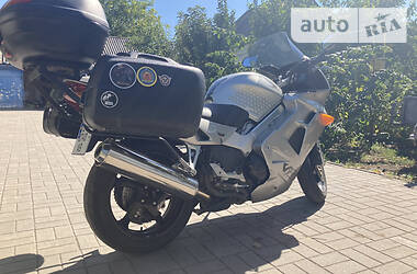 Мотоцикл Спорт-туризм Honda VFR 800 2000 в Хороле