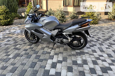 Мотоцикл Спорт-туризм Honda VFR 800 2002 в Днепре