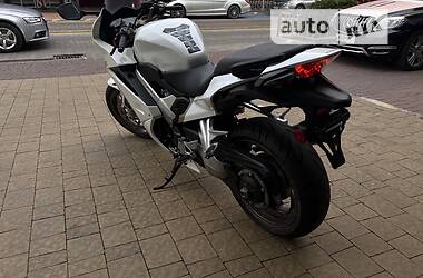 Мотоцикл Спорт-туризм Honda VFR 800 2014 в Львове