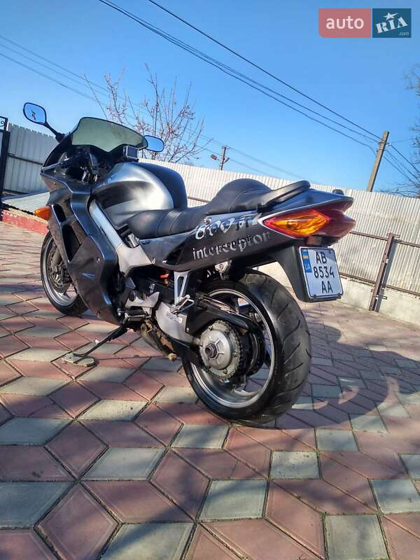 Мотоцикл Спорт-туризм Honda VFR 800 2001 в Звенигородці фото 6 Мотоцикл Спорт-туризм Honda VFR 800 2001 в Звенигородці