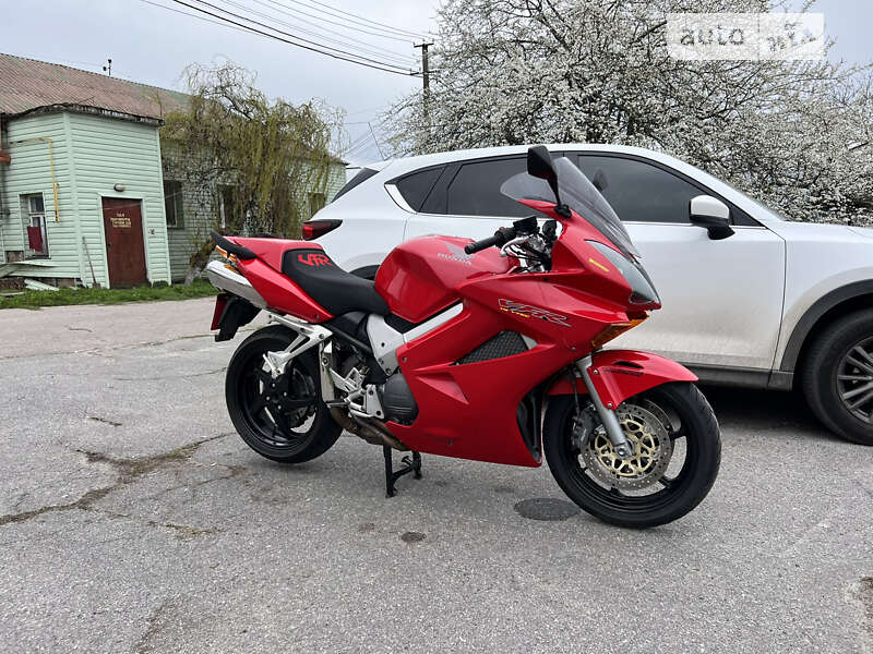 Мотоцикл Спорт-туризм Honda VFR 800F Interceptor 2003 в Киеве