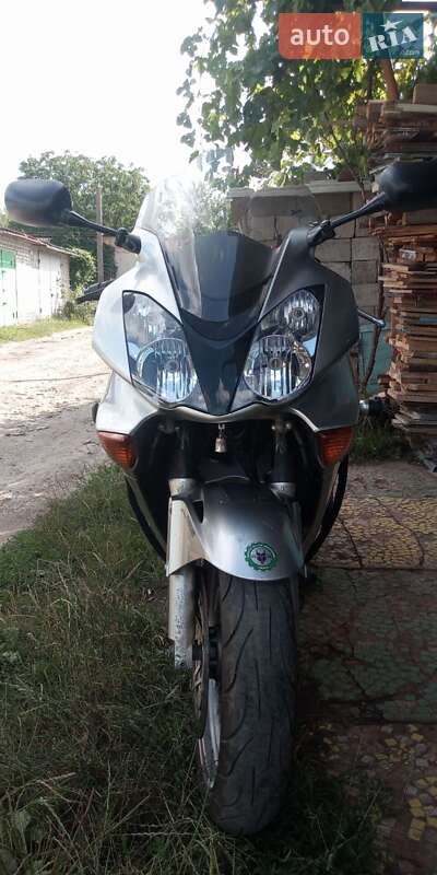 Мотоцикл Спорт-туризм Honda VFR 800F Interceptor 2004 в Бердичеві