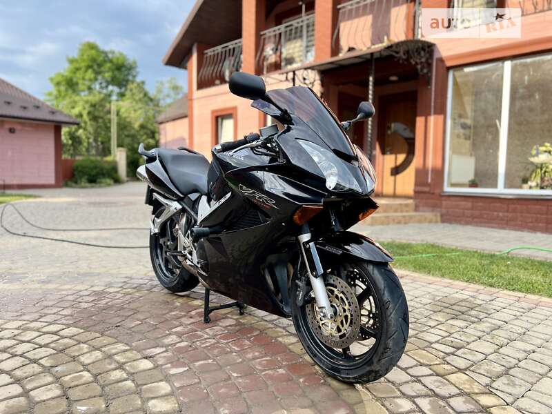 Honda VFR 800F Interceptor 2008