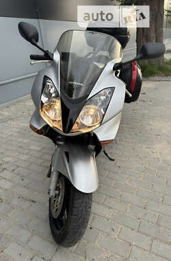 Мотоцикл Туризм Honda VFR 800F Interceptor 2002 в Львові