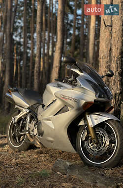 Мотоцикл Спорт-туризм Honda VFR 800F Interceptor 2003 в Лубнах