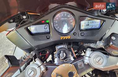 Мотоцикл Спорт-туризм Honda VFR 800F Interceptor 2002 в 