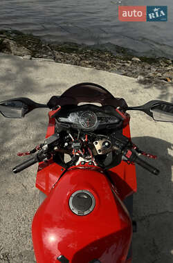 Мотоцикл Спорт-туризм Honda VFR 800F Interceptor 2014 в 