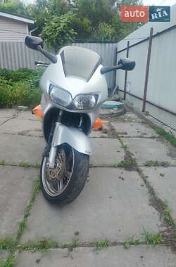 Мотоцикл Спорт-туризм Honda VFR 800F Interceptor 1999 в 
