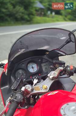 Мотоцикл Спорт-туризм Honda VFR 800F Interceptor 2000 в 