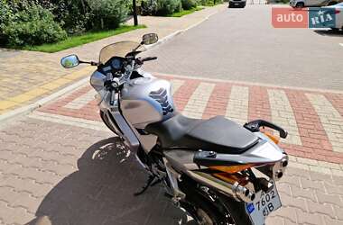 Мотоцикл Спорт-туризм Honda VFR 800F Interceptor 2005 в 