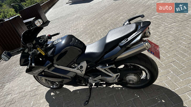 Мотоцикл Спорт-туризм Honda VFR 800F Interceptor 2006 в Києві