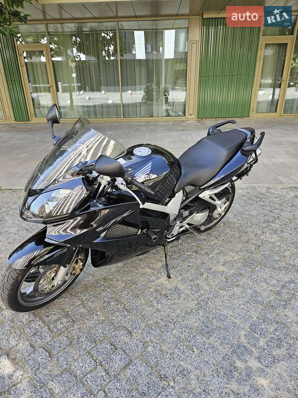 Мотоцикл Спорт-туризм Honda VFR 800F Interceptor 2006 в Києві