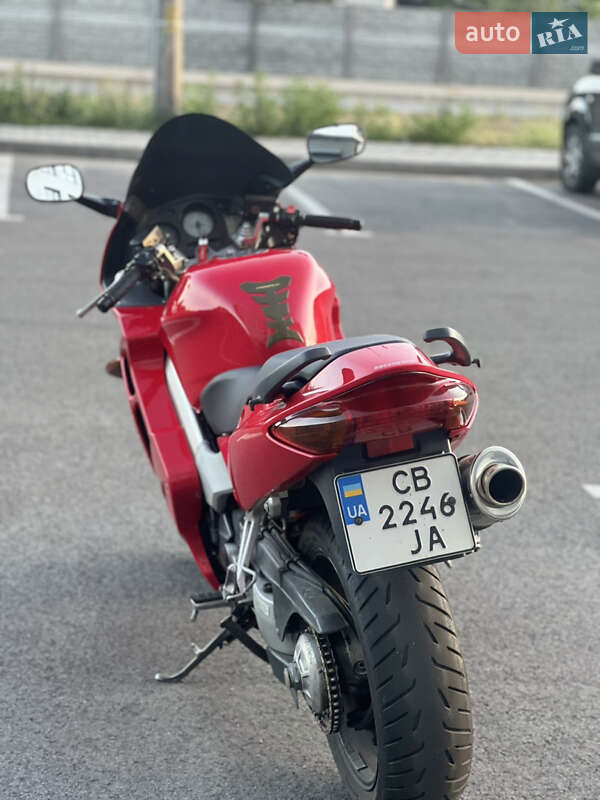 Мотоцикл Спорт-туризм Honda VFR 800F Interceptor 1999 в Чернигове