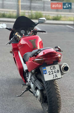 Мотоцикл Спорт-туризм Honda VFR 800F Interceptor 1999 в 