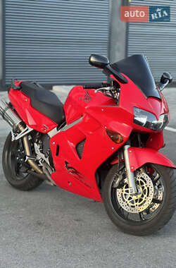 Мотоцикл Спорт-туризм Honda VFR 800F Interceptor 1999 в 