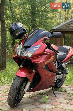 Мотоцикл Спорт-туризм Honda VFR 800F Interceptor 2002 в 