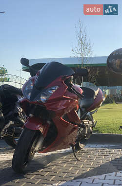 Мотоцикл Спорт-туризм Honda VFR 800F Interceptor 2002 в 