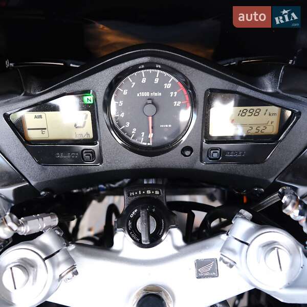Мотоцикл Без обтікачів (Naked bike) Honda VFR 800F Interceptor 2005 в Білій Церкві