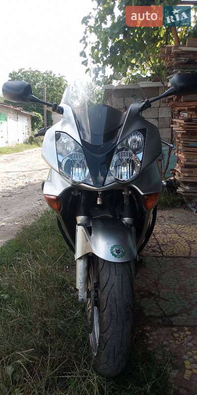 Мотоцикл Спорт-туризм Honda VFR 800F Interceptor 2004 в Бердичеві