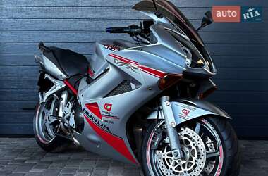 Мотоцикл Спорт-туризм Honda VFR 800F Interceptor 2006 в Белой Церкви