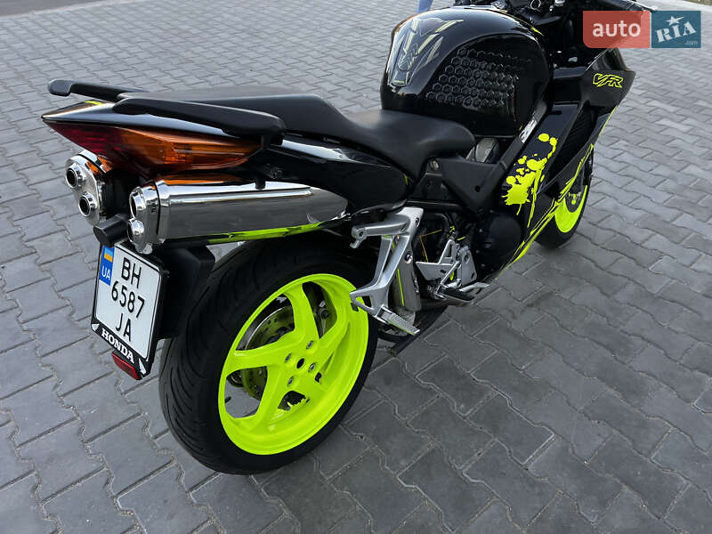 Мотоцикл Спорт-туризм Honda VFR 800F Interceptor 2002 в Березівці