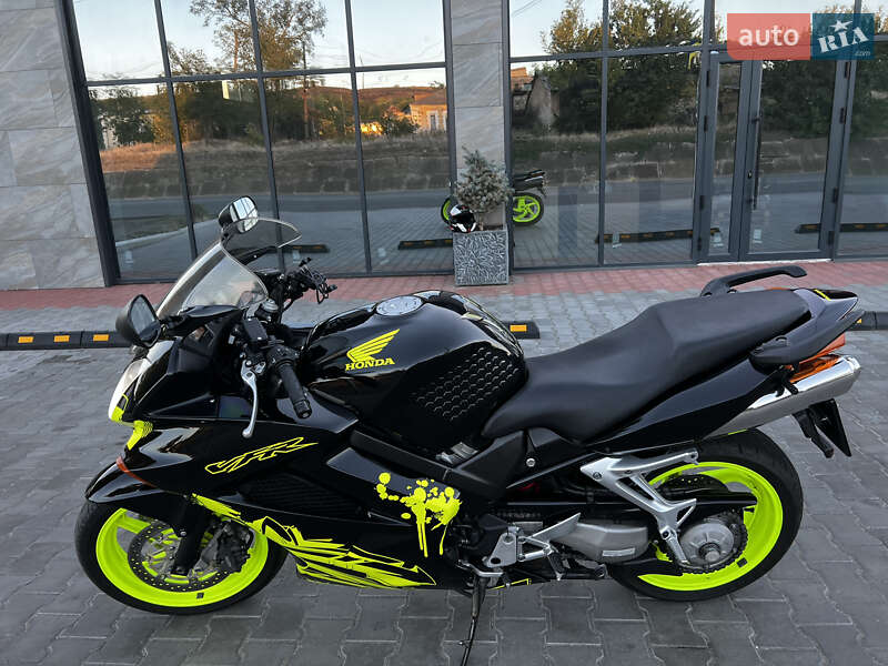 Мотоцикл Спорт-туризм Honda VFR 800F Interceptor 2002 в Березівці