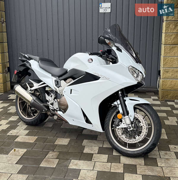 Honda VFR 800F Interceptor 2014