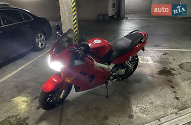 Мотоцикл Спорт-туризм Honda VFR 800F Interceptor 1999 в Киеве