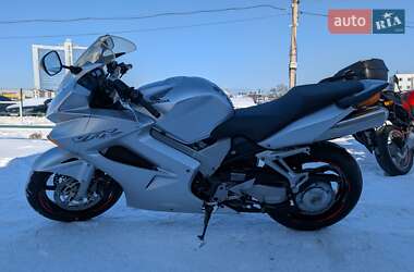 Мотоцикл Спорт-туризм Honda VFR 800F Interceptor 2003 в Києві