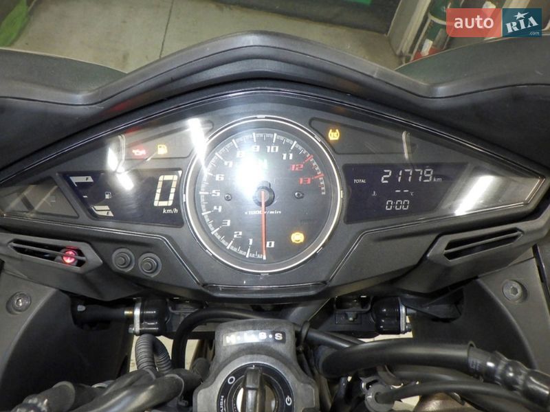 Мотоцикл Спорт-туризм Honda VFR 800F Interceptor 2017 в Смеле фото 4 Мотоцикл Спорт-туризм Honda VFR 800F Interceptor 2017 в Смеле