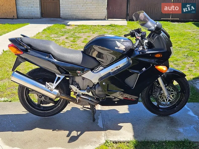 Honda VFR 800F Interceptor 1999