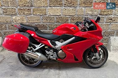 Мотоцикл Спорт-туризм Honda VFR 800F Interceptor 2015 в Одесі
