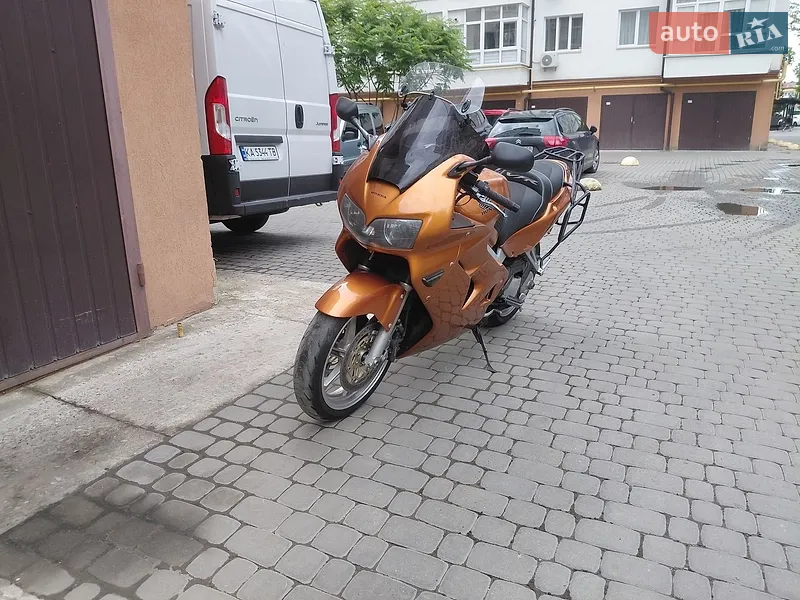 Honda VFR 800F Interceptor 2001