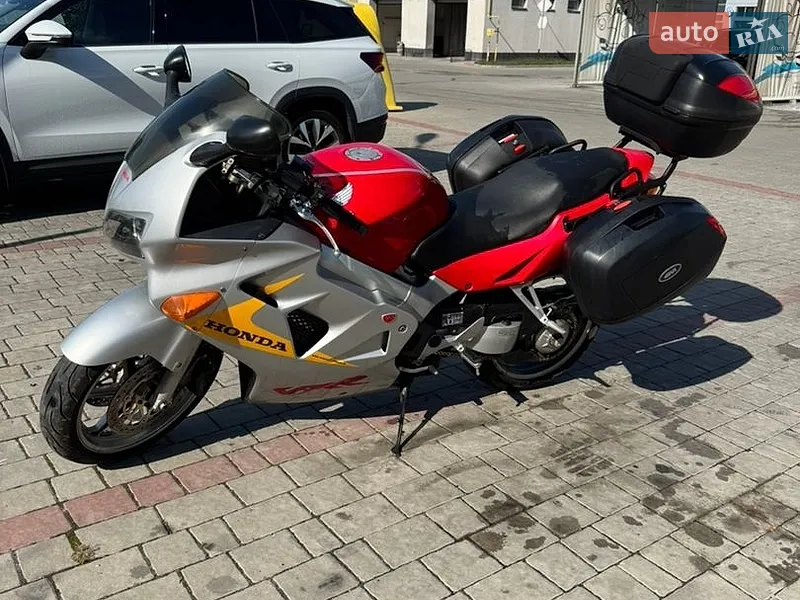 Honda VFR 800F Interceptor 1999