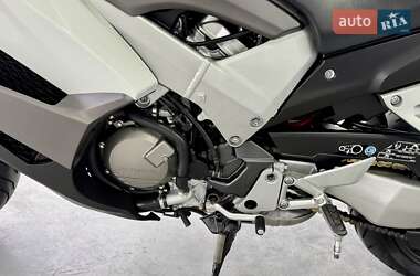 Мотоцикл Багатоцільовий (All-round) Honda VFR 800X Crossrunner 2013 в Хмельницькому