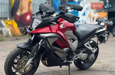 Мотоцикл Спорт-туризм Honda VFR 800X Crossrunner 2012 в 