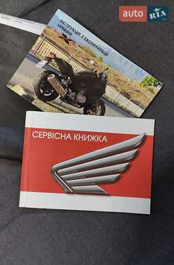 Мотоцикл Спорт-туризм Honda VFR 800X Crossrunner 2012 в 
