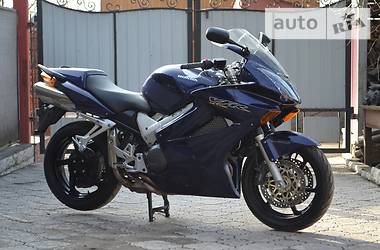 Мотоцикл Спорт-туризм Honda VFR 2002 в Ровно