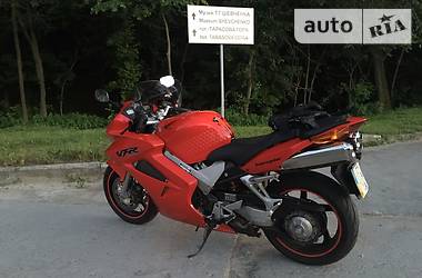 Мотоцикл Спорт-туризм Honda VFR 2002 в Черкасах