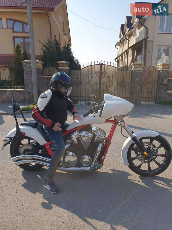 Мотоцикл Чоппер Honda VT 1300CX Fury 2014 в Ужгороде