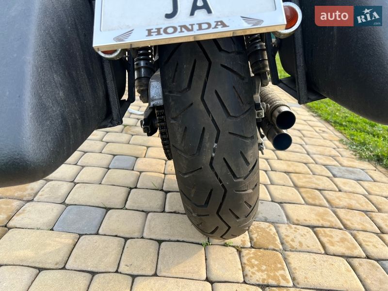 Мотоцикл Круизер Honda VT 750 Shadow 2000 в Горишних Плавнях фото 6 Мотоцикл Круизер Honda VT 750 Shadow 2000 в Горишних Плавнях