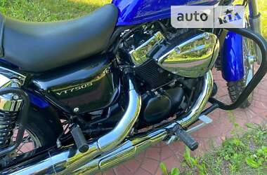 Мотоцикл Классік Honda VT 750C 2015 в Києві