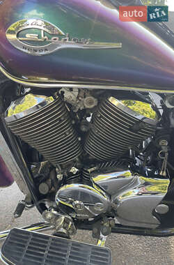Мотоцикл Круизер Honda VT 750C 2001 в 