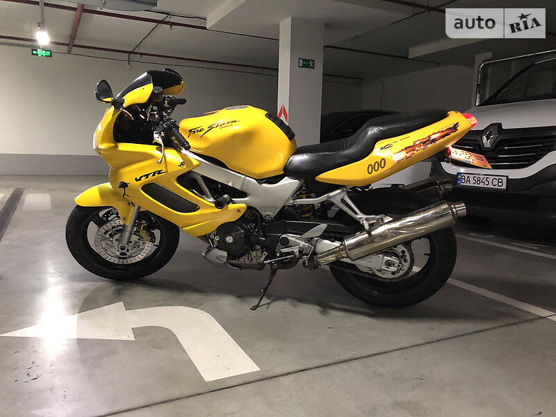 Honda VTR 1000 VTR 1000F