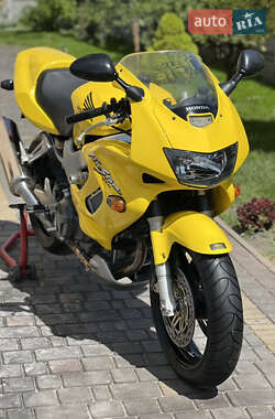 Мотоцикл Спорт-туризм Honda VTR 1000 2002 в 