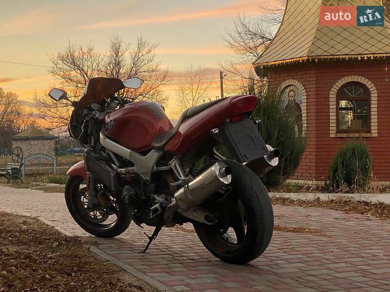 Спортбайк Honda VTR 1000F 2000 в Доманевке