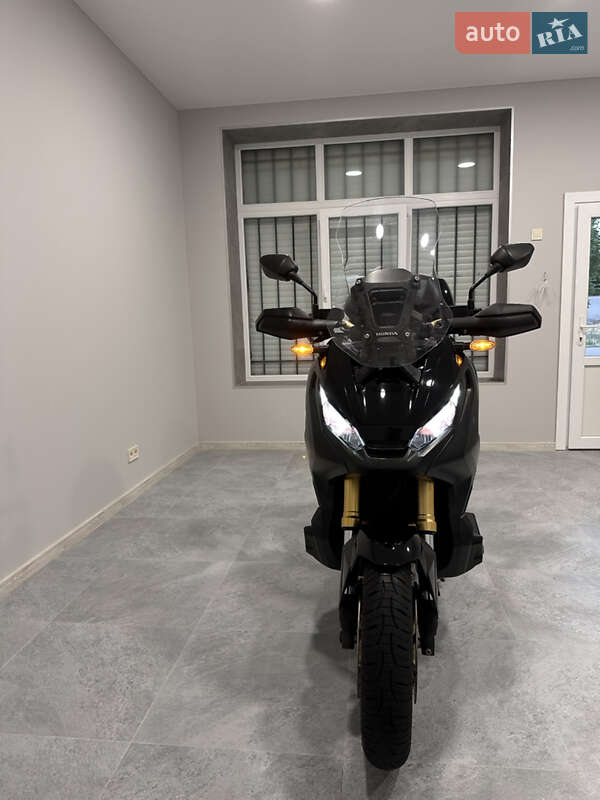 Макси-скутер Honda X-ADV 750 2018 в Одессе